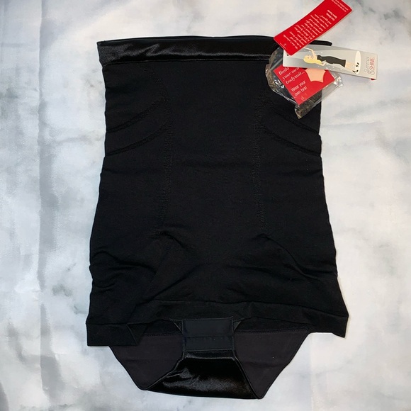 NWT Medium SPANX Slimmer & Shine Bodysuit Black - Picture 2 of 13